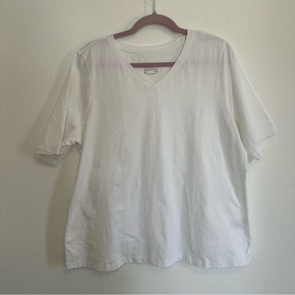 Denim & Co. Essentials White T-Shirt Women’s Size Large | Casual Basic - Picture 1 of 5